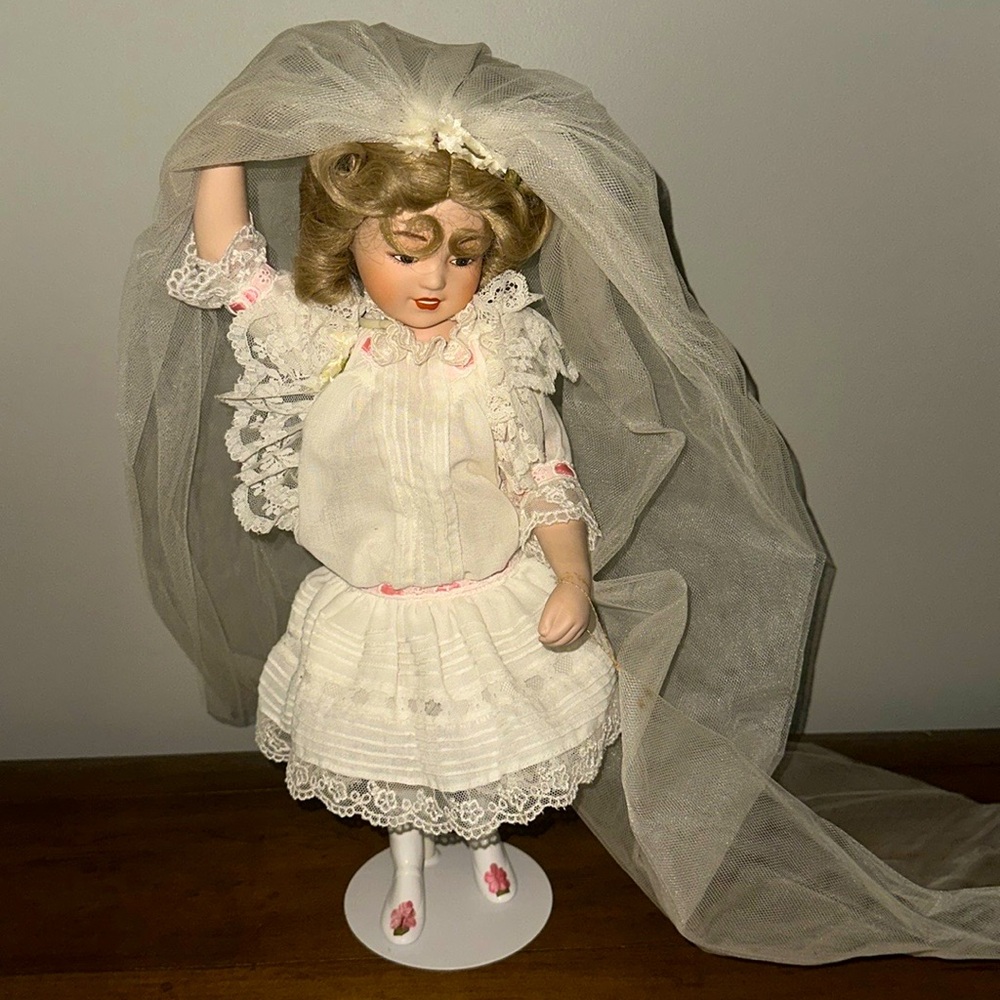 The Hamilton Collection, Maude Humphrey Bogart,“Playing Bride”